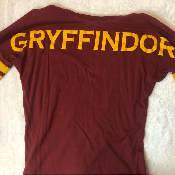 BoxLunch Exclusive- Harry Potter Gryffindor Spirit Jersey Long Sleeve Tee - Picture 4 of 4